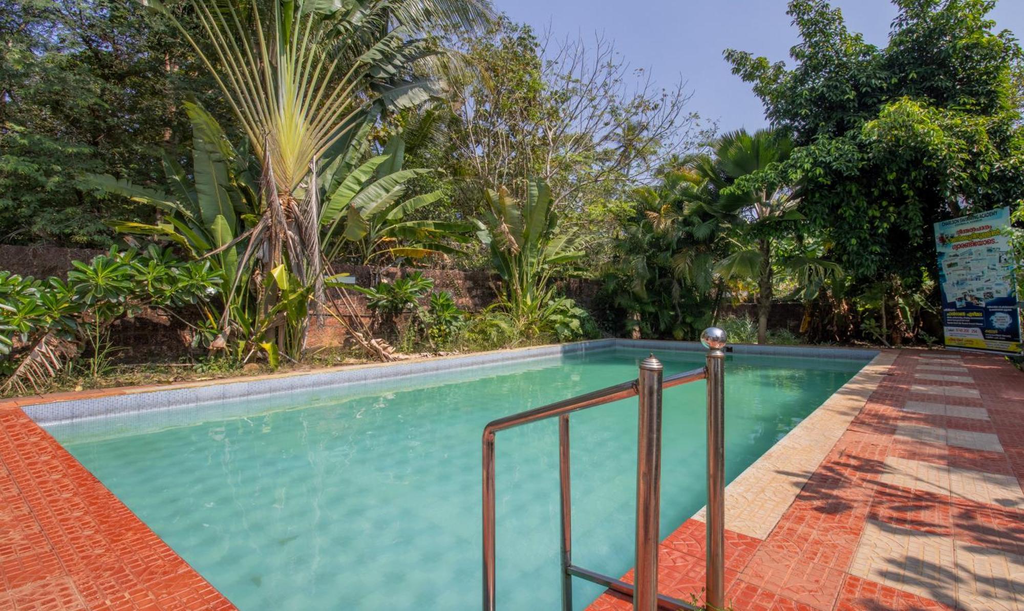 Treebo Sadhoo Heritage Ayurvedic Spa & Pool Hotel Kannur Exterior foto